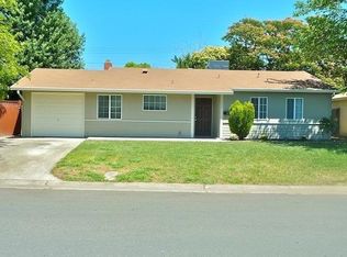 1220 Shadowglen Rd, Sacramento, CA 95864
