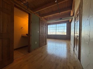 601 N National Ave APT 307, Springfield, MO 65802