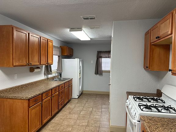 5th image of 1625 N 20th St