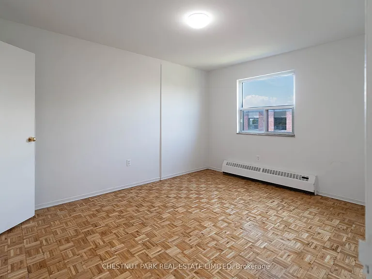 888 Glen St #503 — Photo 29