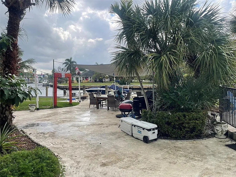 455 Golden Isles Dr #107 — Photo 24