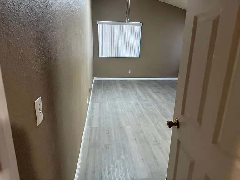 3736 Rose Canyon Dr — Photo 29