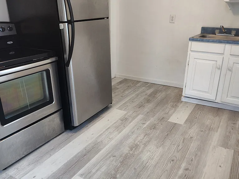 16 North St #2B — Photo 4