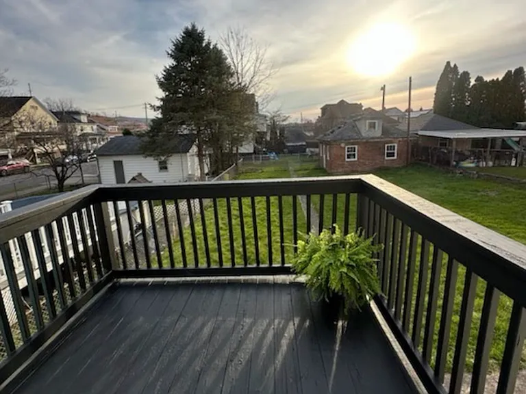 New Grant St — Photo 17
