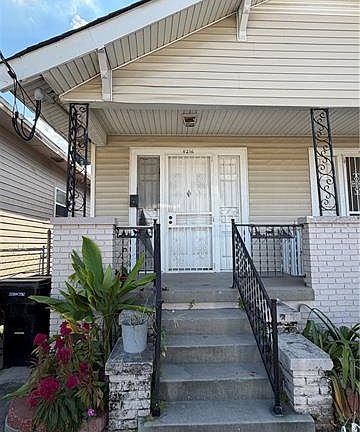 2nd image of 8216 Fig St