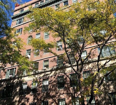 5th image of 125 E 74th St APT 4B