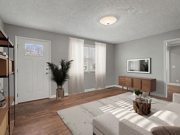 5th image of 322 Destin Dr
