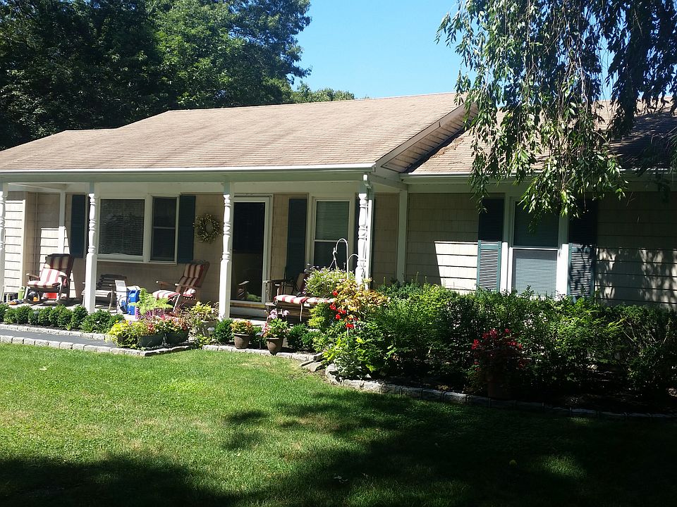 2nd image of 436 Randall Rd