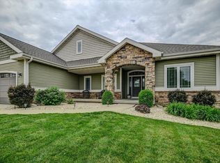 825 Richard Way, Waunakee, WI 53597