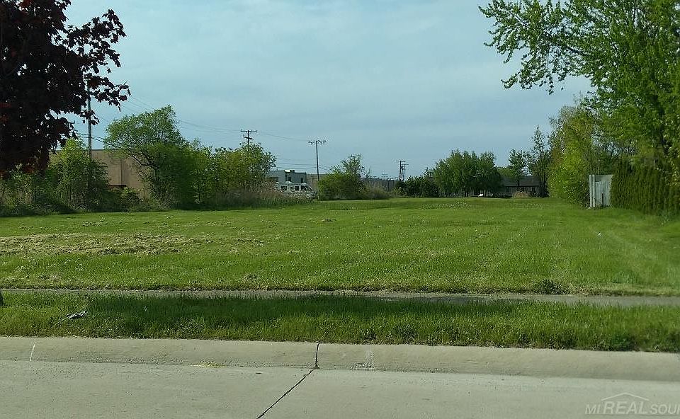 1st image of 0 Eastland St