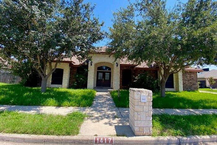 1st image of 1417 Julian Cir