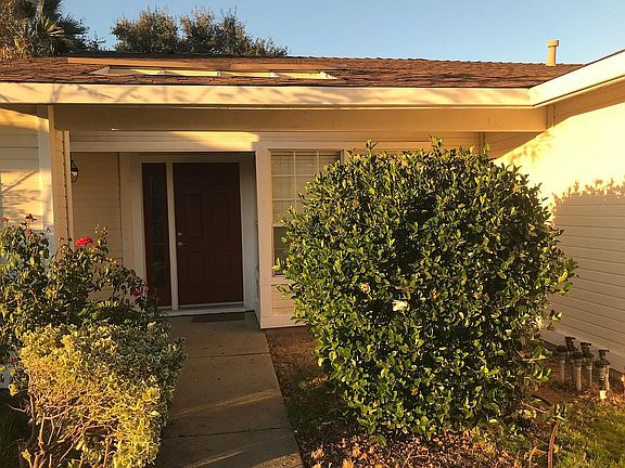 2nd image of 1333 Foxhollow Way