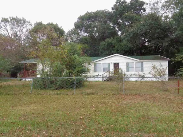 9535 Freeze Dr, Irvington, AL 36544