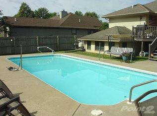 200 S Peach Tree Ln, Republic, MO 65738