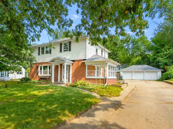 5048 N Riverview Dr, Kalamazoo, MI 49004