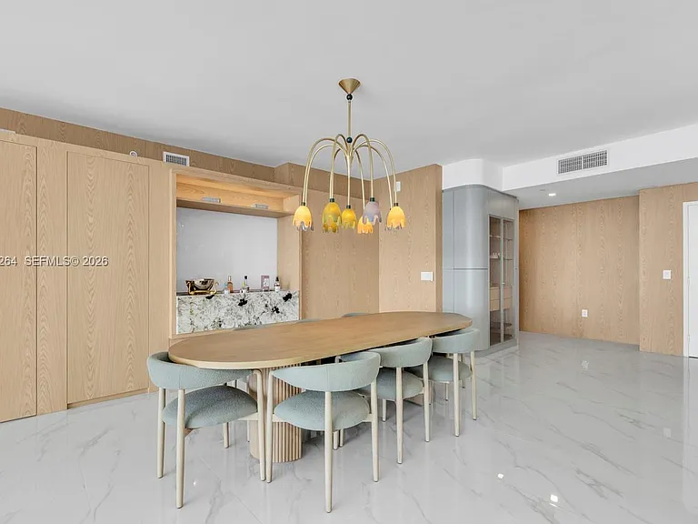 700 NE 24th St #5502 — Photo 7