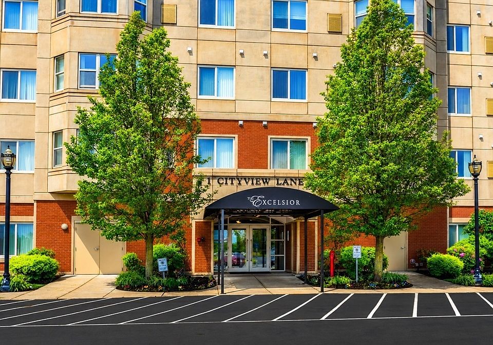 1st image of 1 Cityview Ln Unit 211