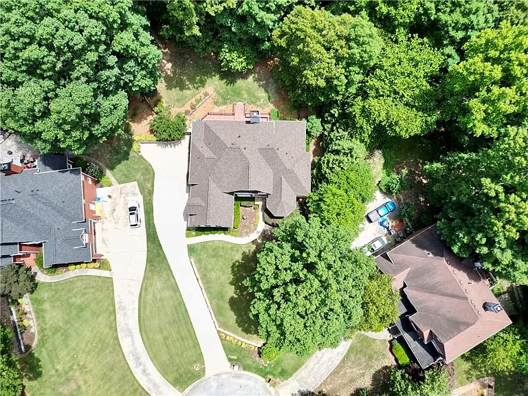 1792 Bristol Farms Ct — Photo 63