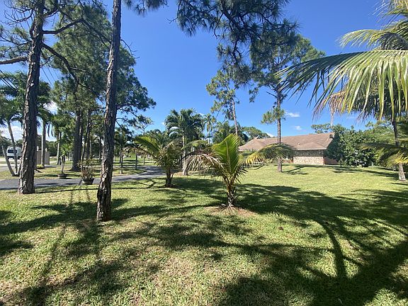 3rd image of 6877 Royal Palm Beach Blvd