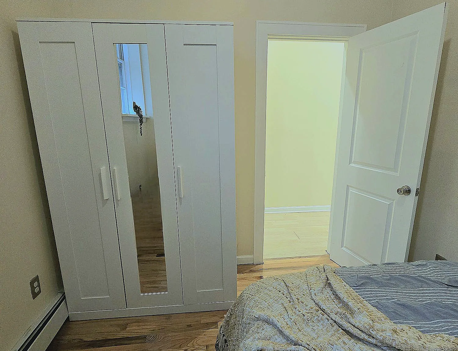 2 bed, 770 sqft, $2,500 — Photo 4
