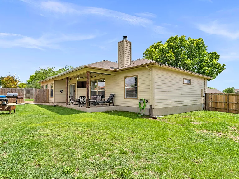 102 Cailin Ct — Photo 20