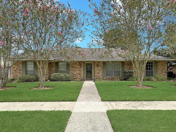1740 Rue Crozat, Baton Rouge, LA 70810