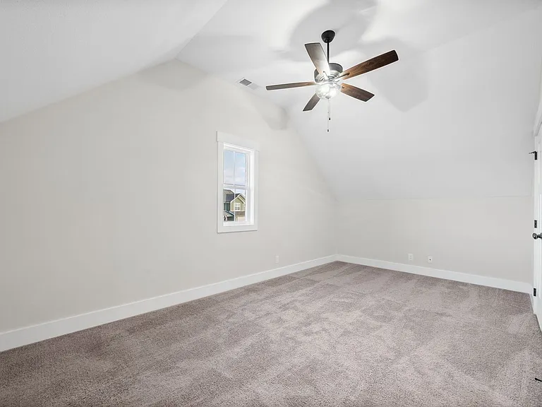 361 Frontier Dr — Photo 18