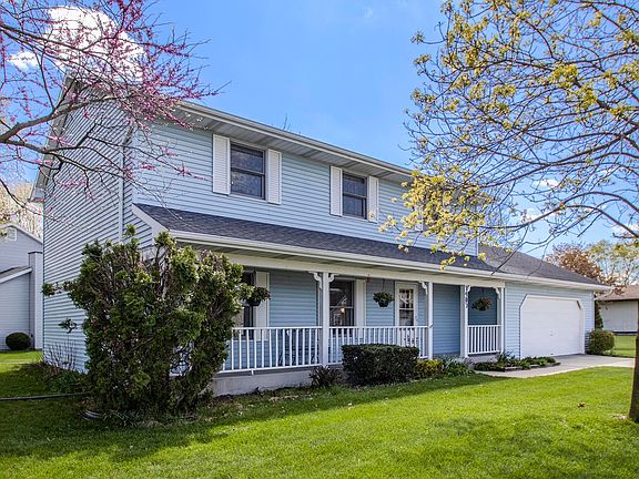 3rd image of 1407 Bennington Dr