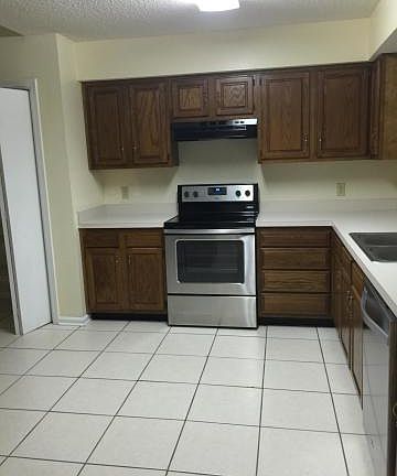 3rd image of 10869 Cabbage Pond Ct