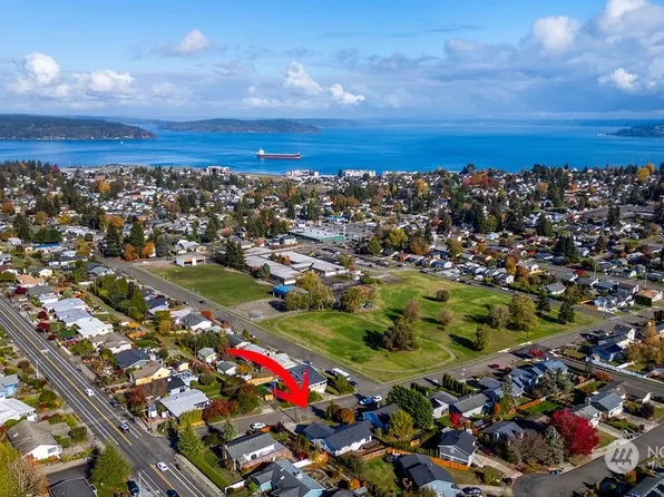 6208 N 42nd Street, Tacoma, WA 98407