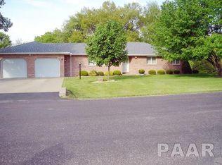 6404 S Cheyenne Dr, Peoria, IL