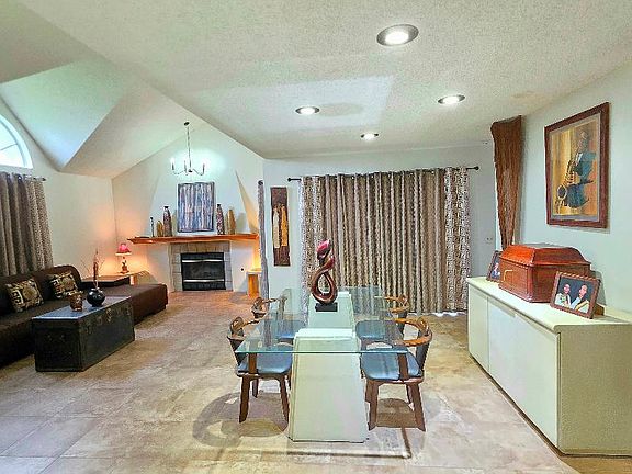 4th image of 5100 Alcoy Ct