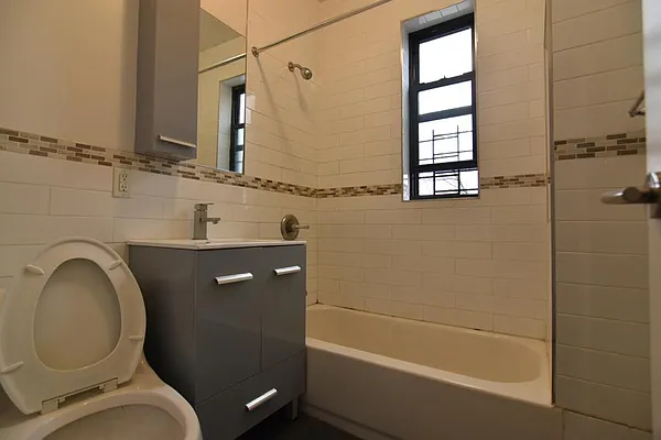 Rented by Zuz Realty | media 20