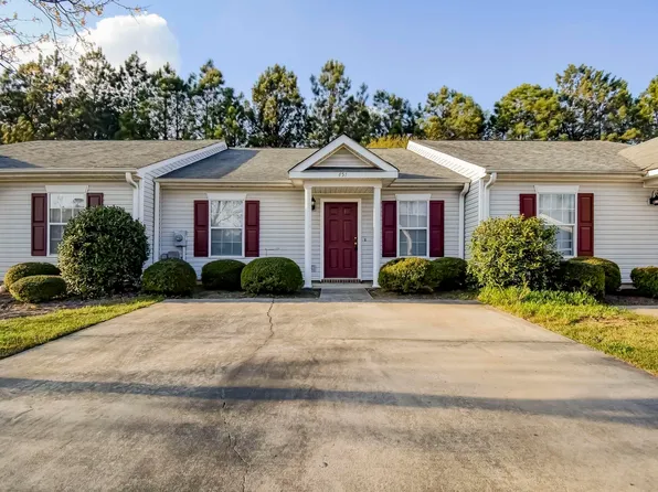 451 Regency Park Dr, Columbia, SC 29210