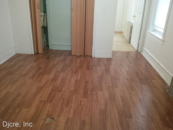 4th image of 1741 W Passyunk Ave #3976771