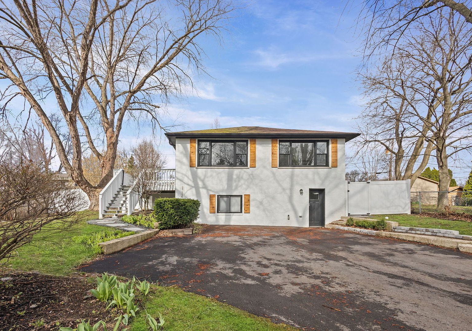 23576 N Overhill Dr, Lake Zurich, IL 60047 | MLS #12573469 | Zillow