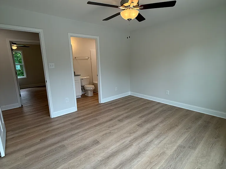 109 S Hickory Ln — Photo 16