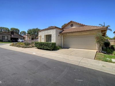 290 Estancia Pl, Camarillo, CA, 93012