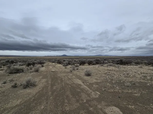 0 Tl #27S17E200001300, Christmas Valley, OR 97641