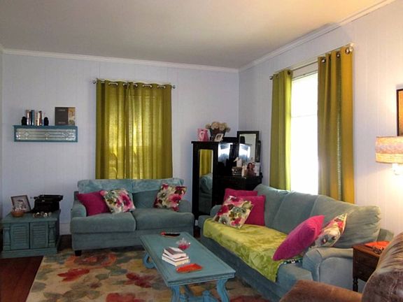 3rd image of 303 N Washington St