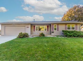 2628 Barton Ave, Waterloo, IA 50702