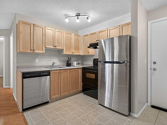 4th image of 2518 Fish Creek Blvd SW #2307