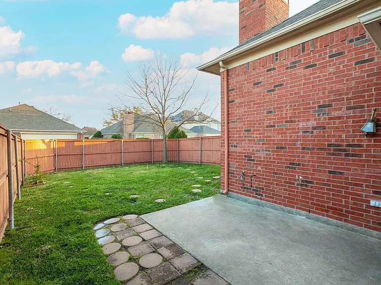 206 Howley Ct — Photo 21