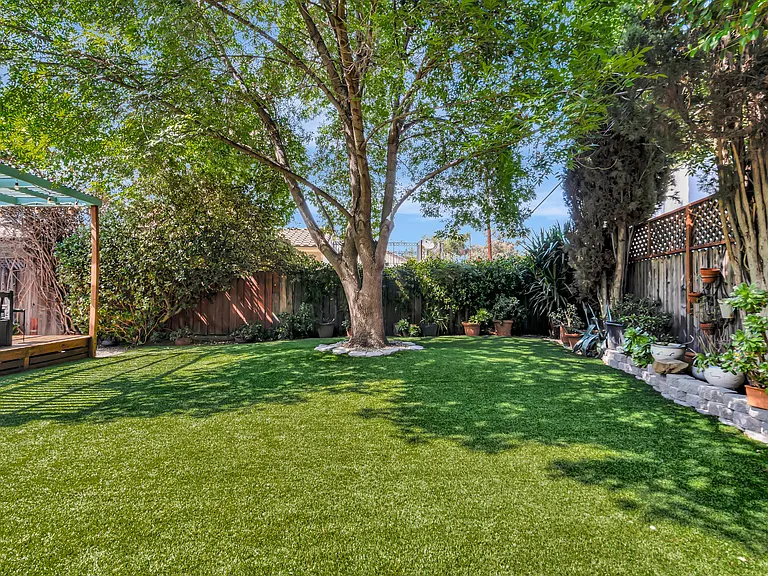 4974 Canoga Ave — Photo 44