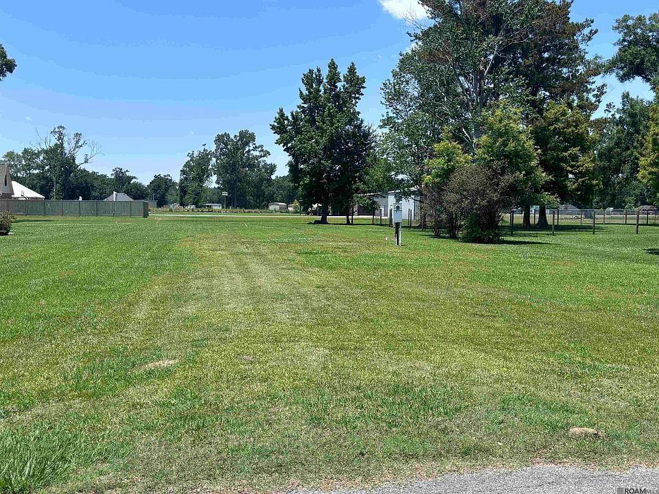 1st image of 13389 Leblanc Rd