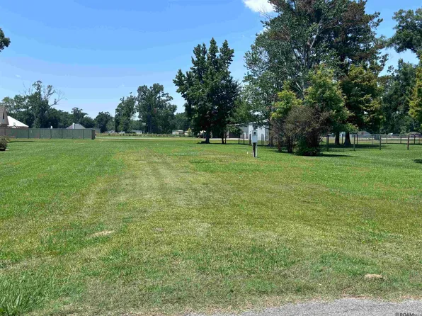 13389 Leblanc Rd, Gonzales, LA 70737