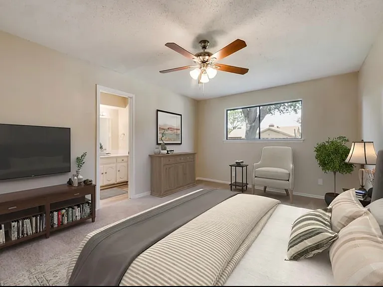 1317 Westpark Dr — Photo 7