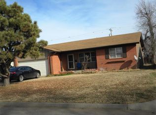 1613 Field Dr, Enid, OK 73703