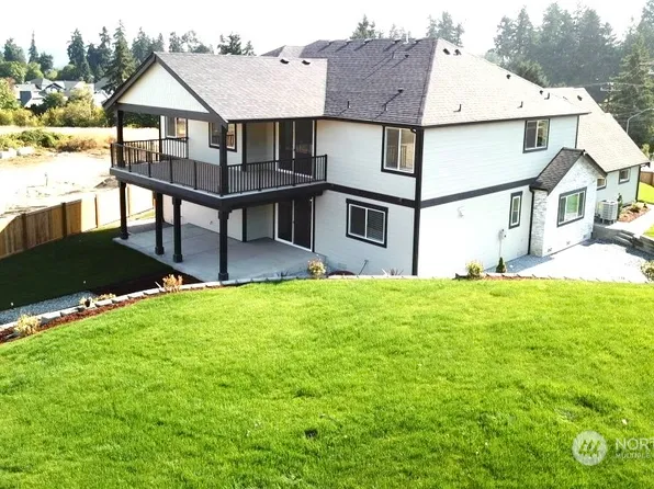 2613 12th Avenue SW, Puyallup, WA 98371