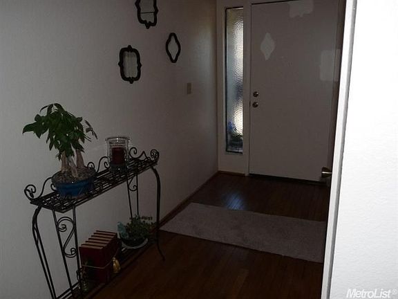 5th image of 3039 Estepa Dr #6B